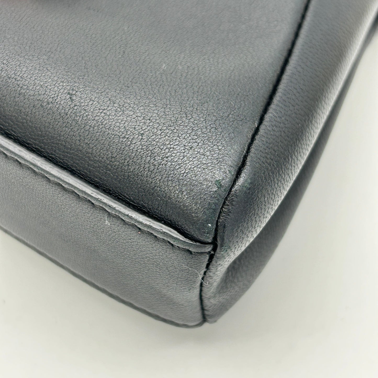 A Retro Tale - FENDI Vintage Peekabo Micro Bag LA8703