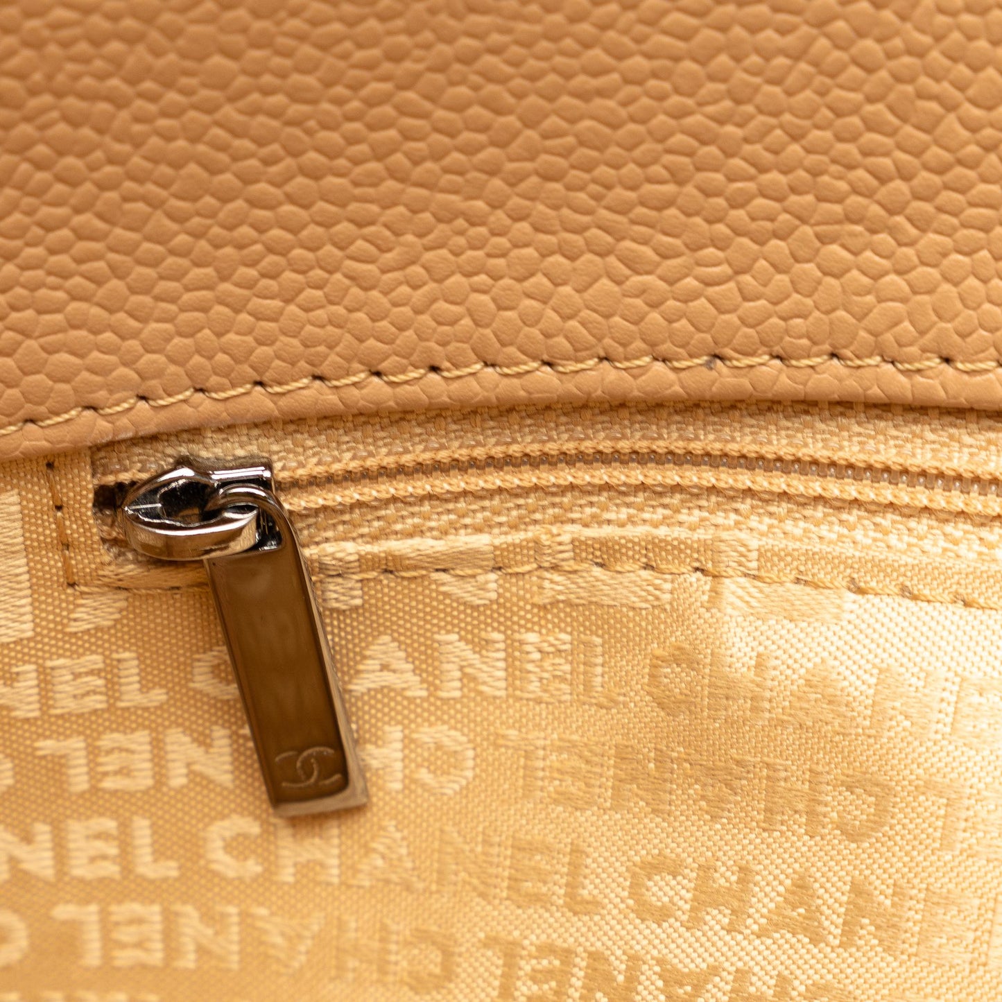 Chanel Caviar Leather Chocolate Bar Tote (SHG-FmIiEJ)
