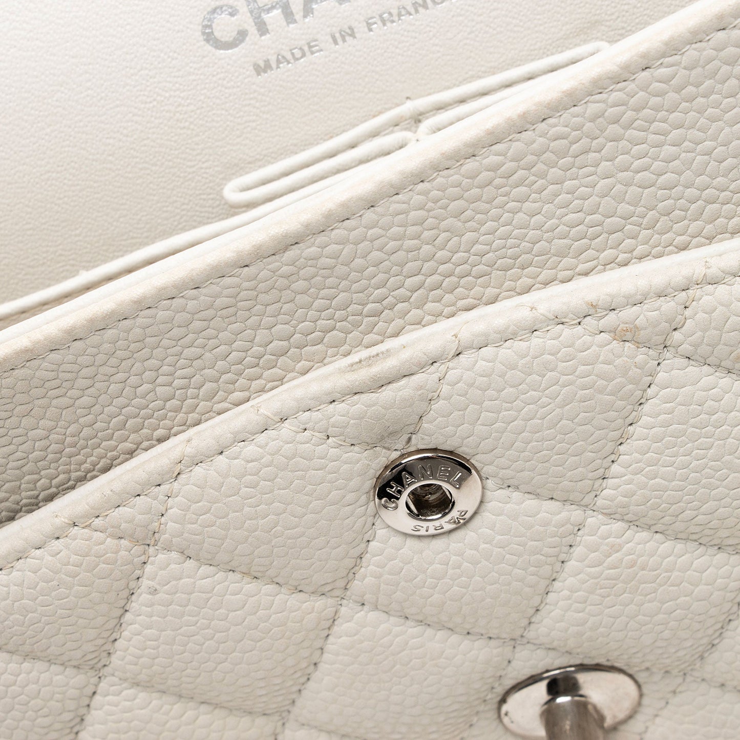 Chanel Caviar Leather Classic Medium Double Flap Bag (SHF-6uLdtF)