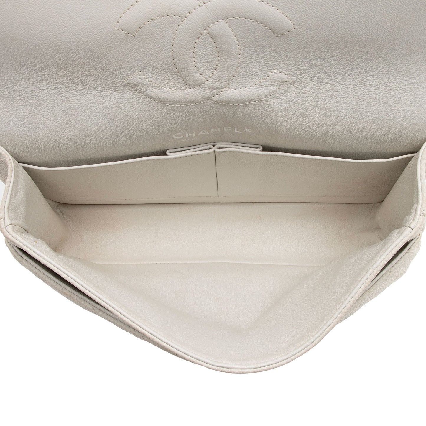 Chanel Caviar Leather Classic Medium Double Flap Bag (SHF-6uLdtF)