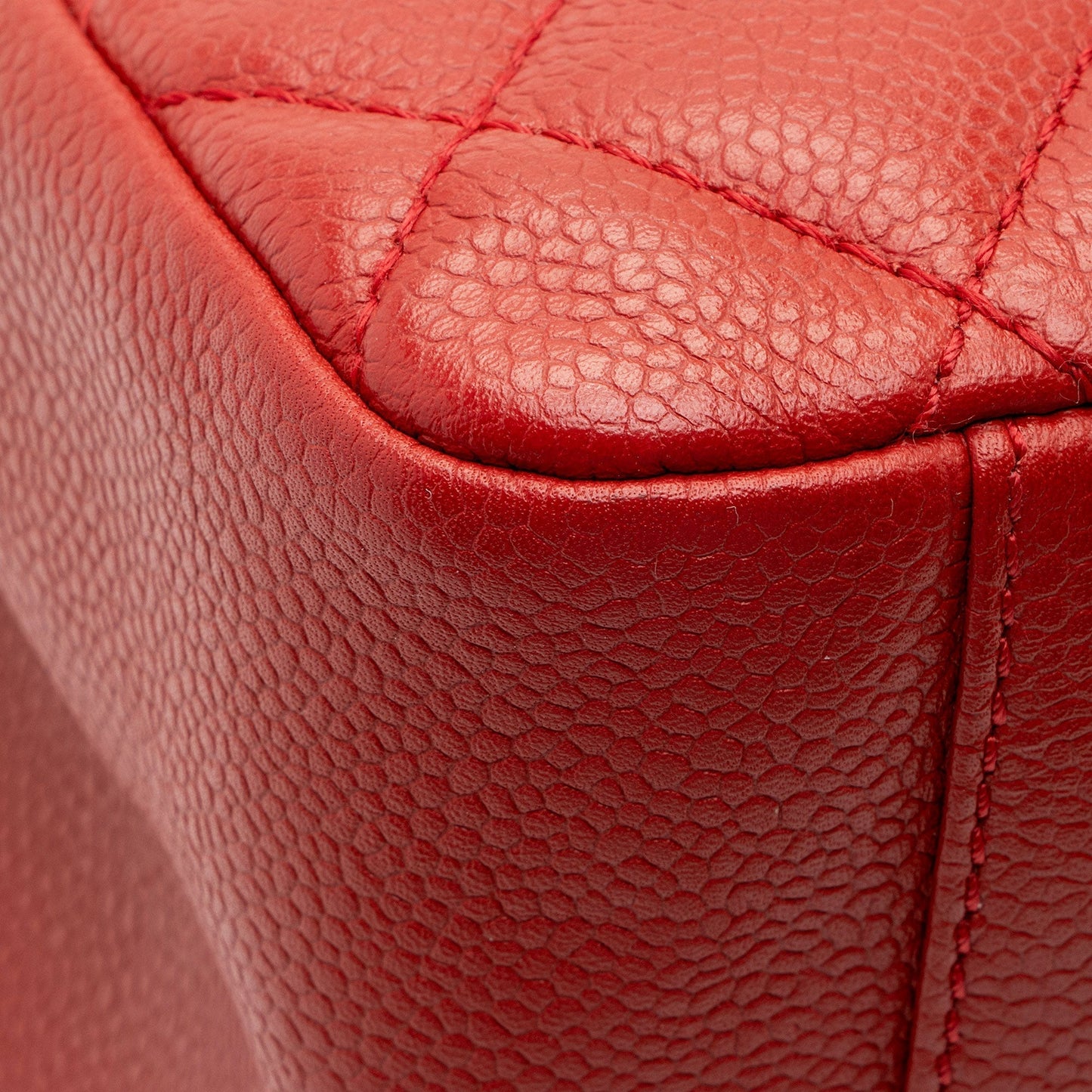 Chanel Caviar Leather Grand Shopping Tote (SHF-pUyEza)