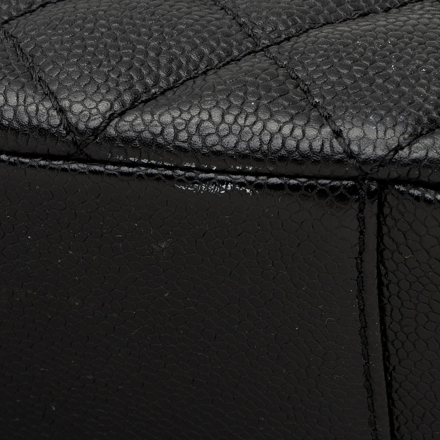 Chanel Caviar Leather Grand Shopping Tote (SHF-lwZhXi)
