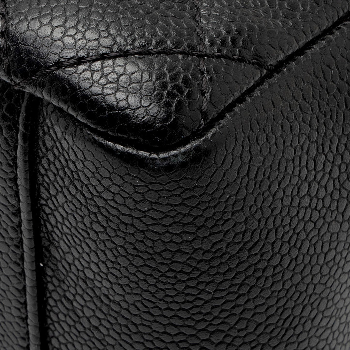 Chanel Caviar Leather Grand Shopping Tote (SHF-lwZhXi)
