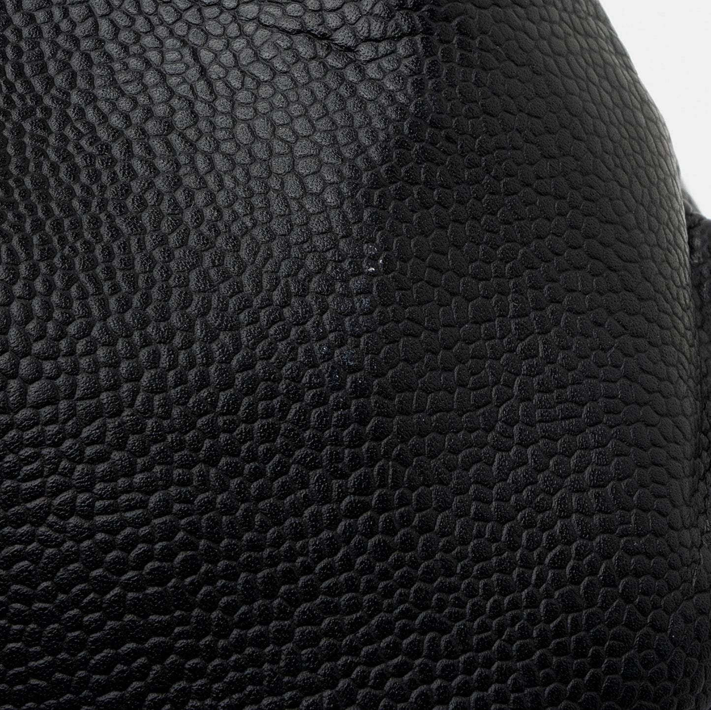 Chanel Caviar Leather Grand Shopping Tote (SHF-eUITwo)
