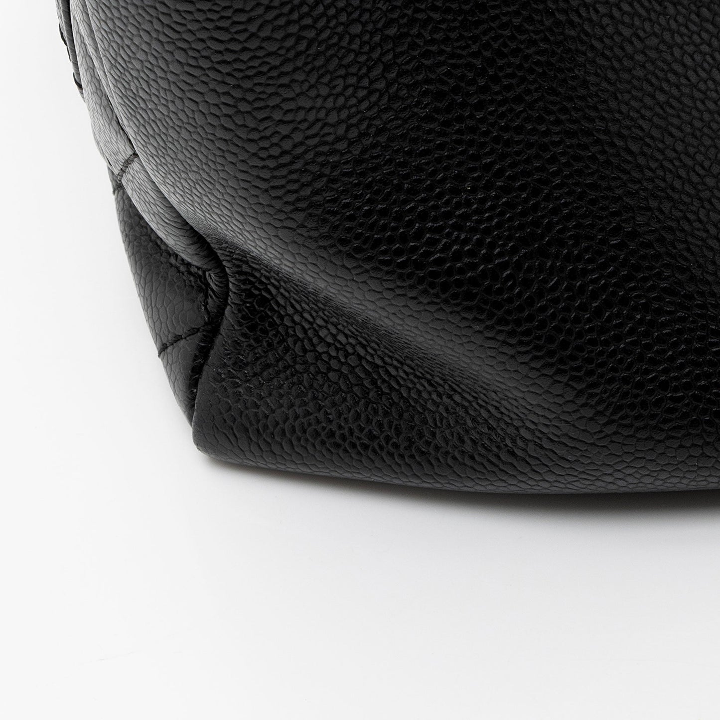 Chanel Caviar Leather Grand Shopping Tote (SHF-eUITwo)