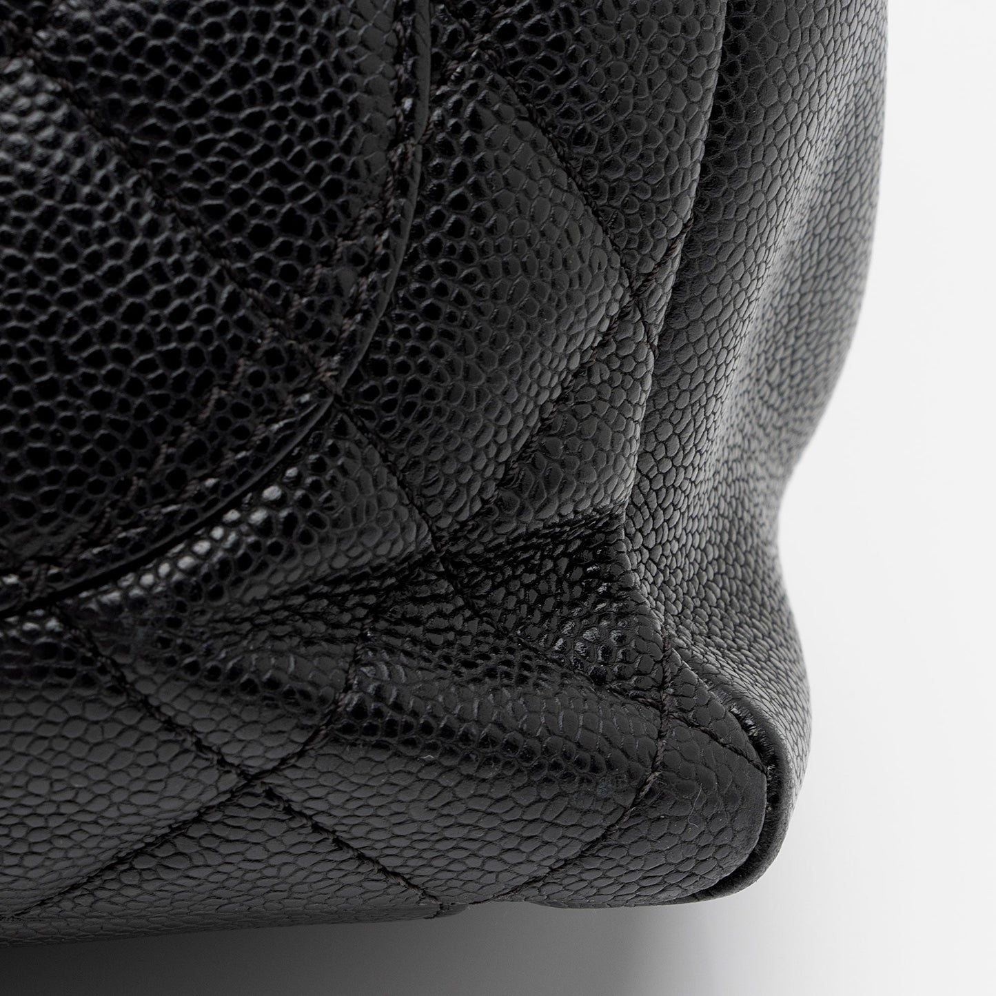 Chanel Caviar Leather Grand Shopping Tote (SHF-vlmDO8)