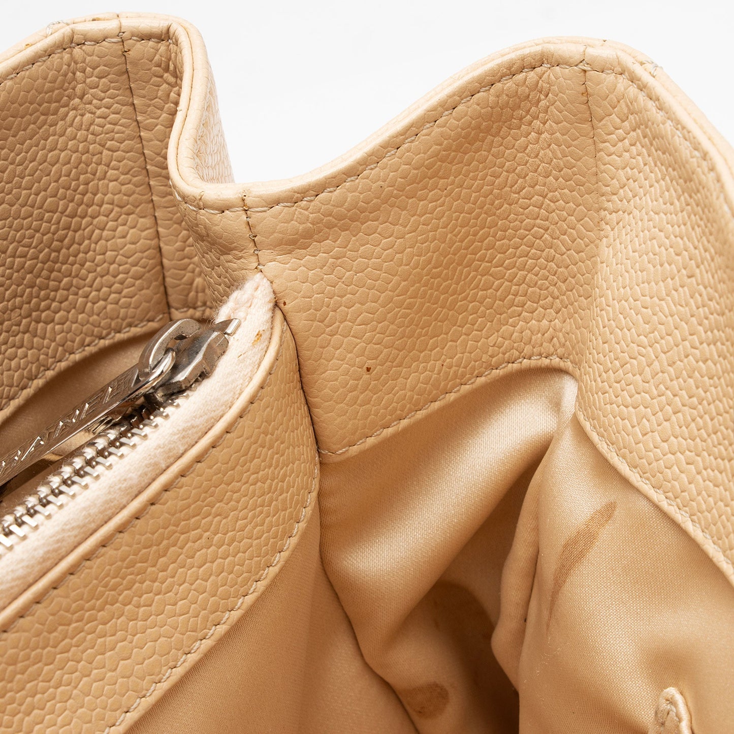 Chanel Caviar Leather Grand Shopping Tote (SHF-x73usl)