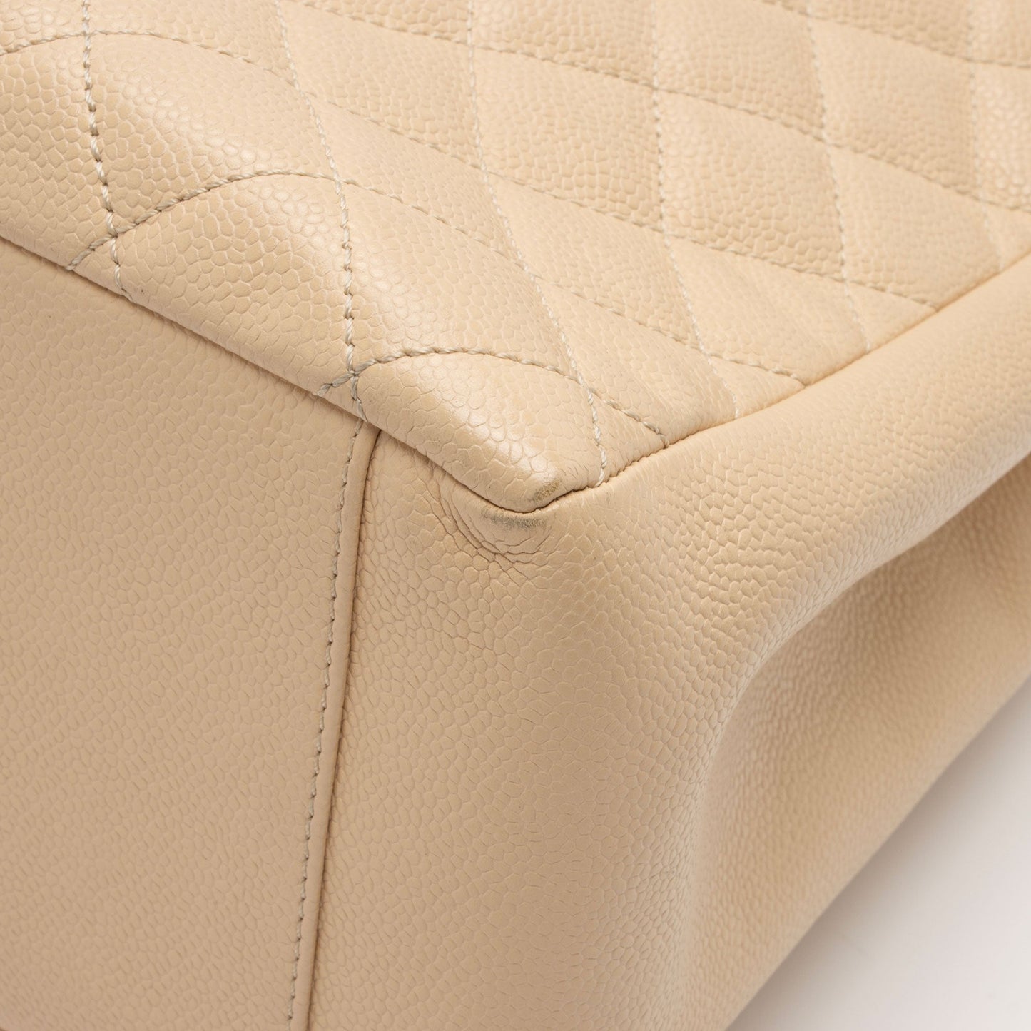Chanel Caviar Leather Grand Shopping Tote (SHF-x73usl)