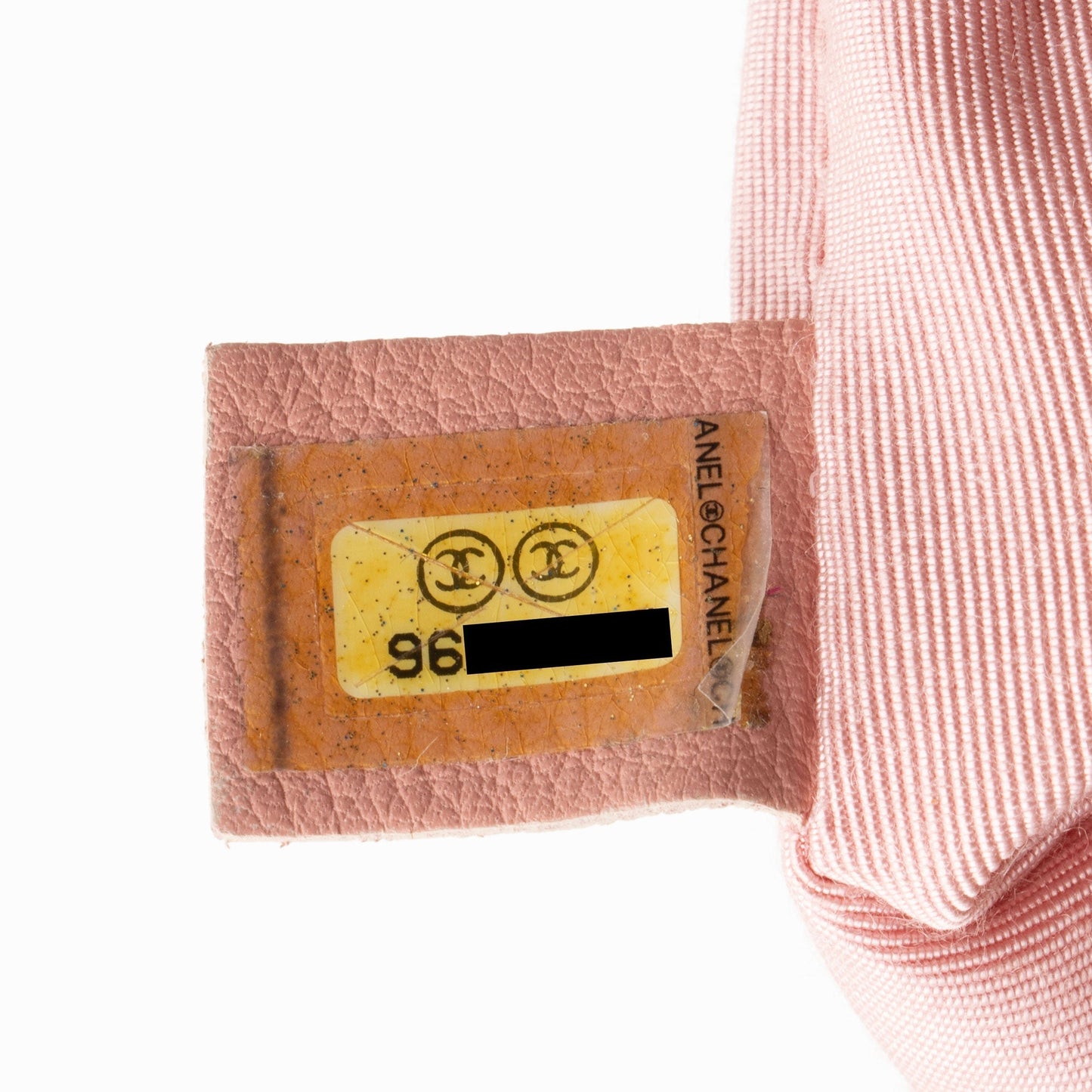 Chanel Caviar Leather Petite Shopping Tote (SHF-yT2Qvc)