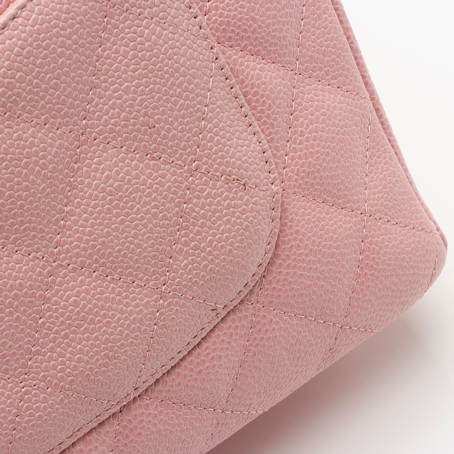 Chanel Caviar Leather Petite Shopping Tote (SHF-yT2Qvc)