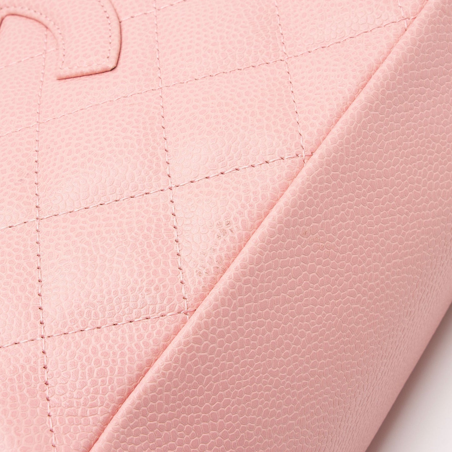 Chanel Caviar Leather Petite Shopping Tote (SHF-ChQICD)