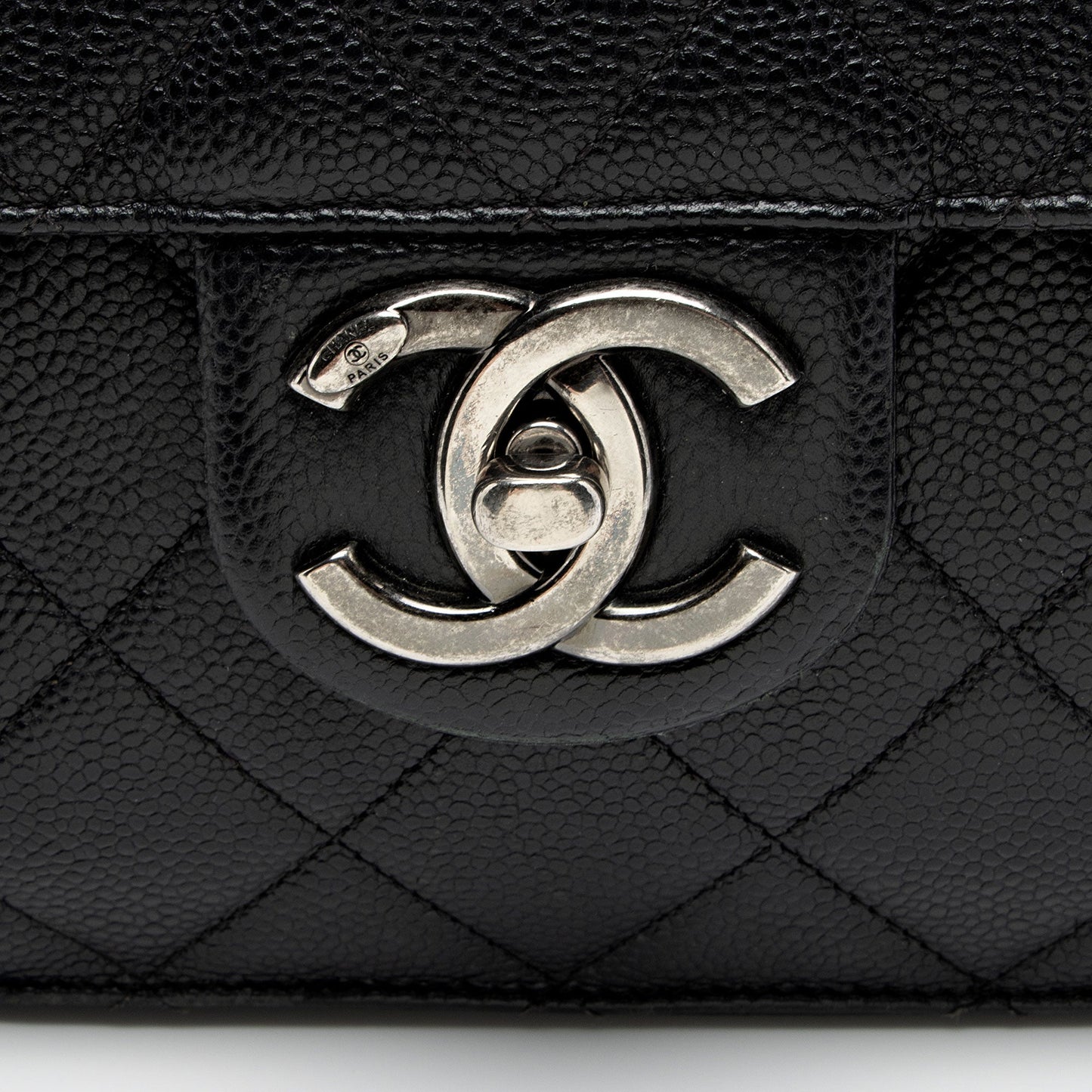 Chanel Caviar Leather Retro Class Medium Flap Bag (SHF-6qTNHe)