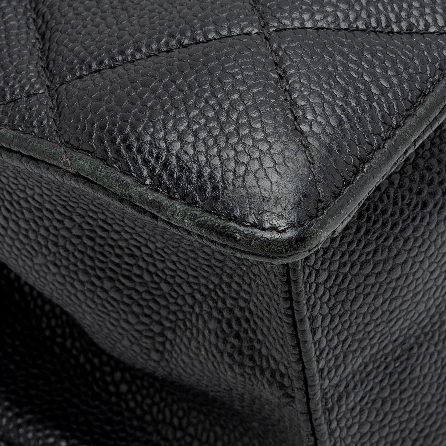 Chanel Caviar Leather Retro Class Medium Flap Bag (SHF-6qTNHe)