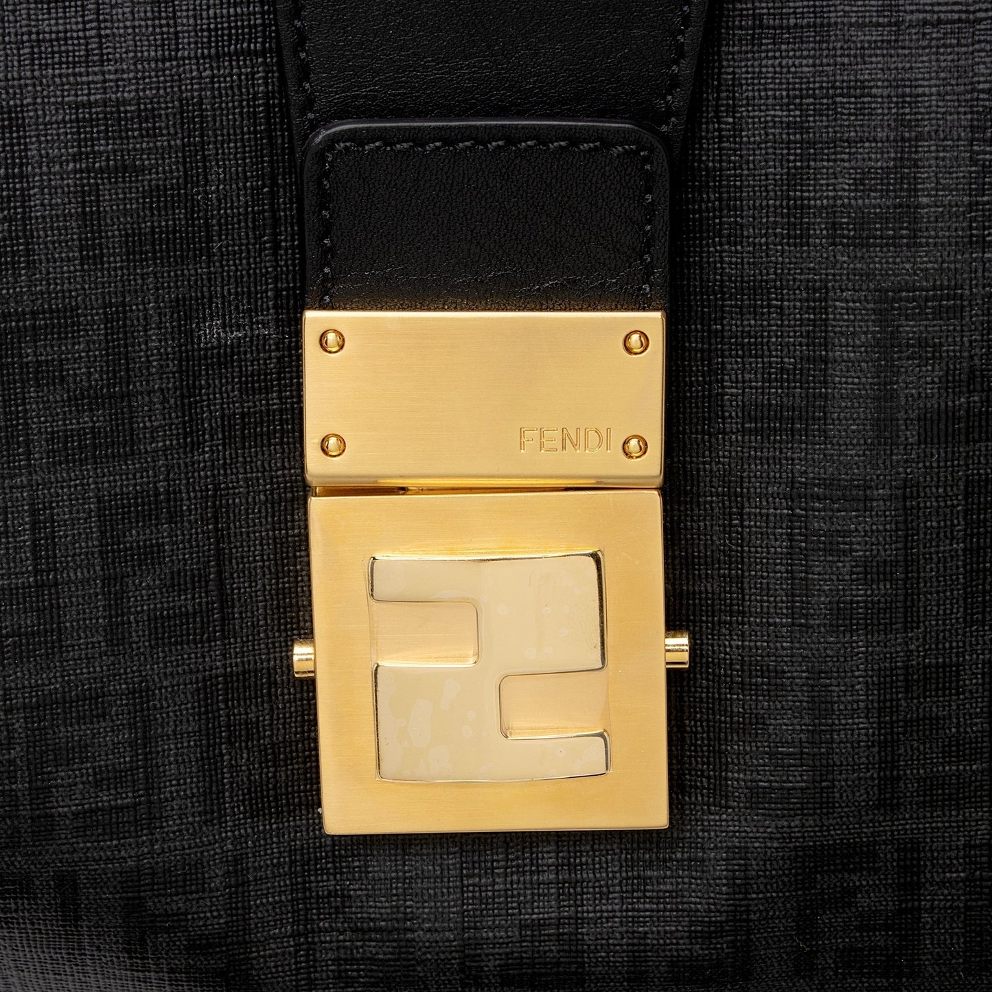 Fendi Zucchino Spalmati Chiusura Medium Tote