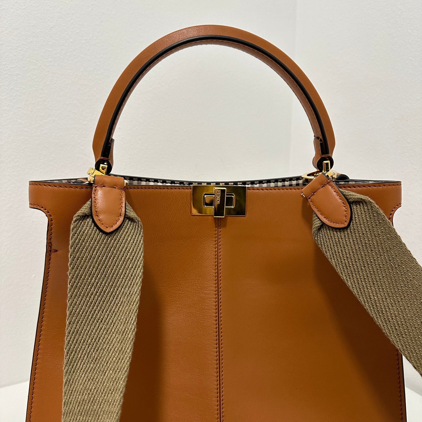 Fendi - Peekaboo X Lite