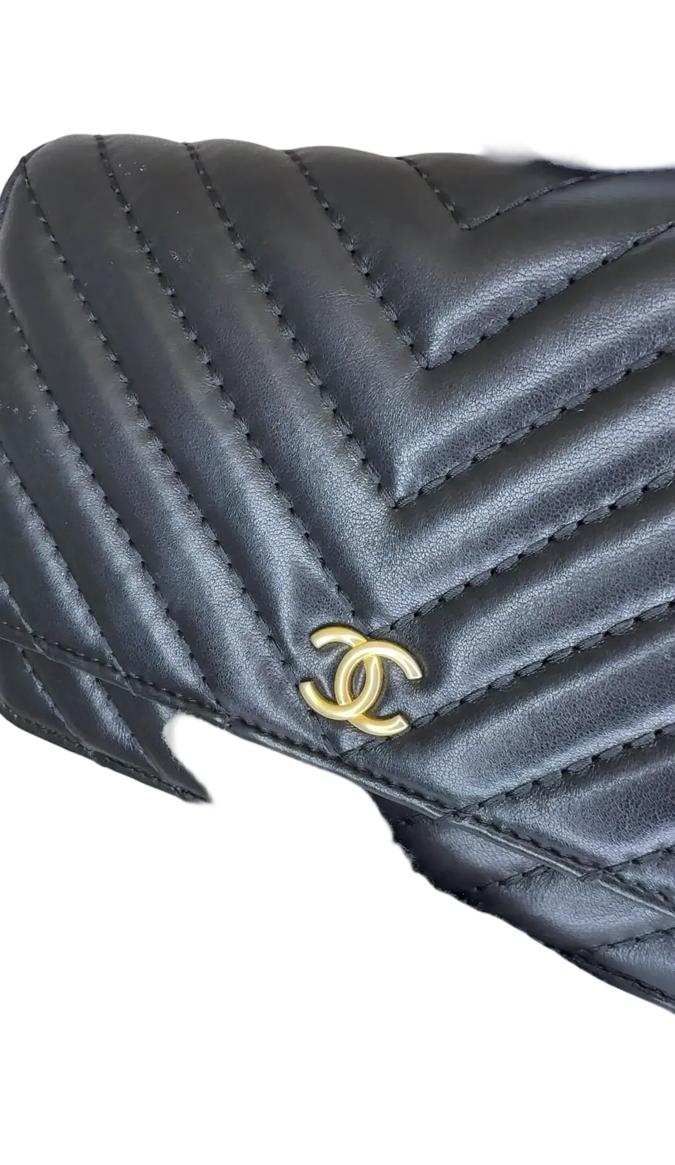 Wallet on chain leather crossbody bag Chanel Black in Leather B22-45 B22-45