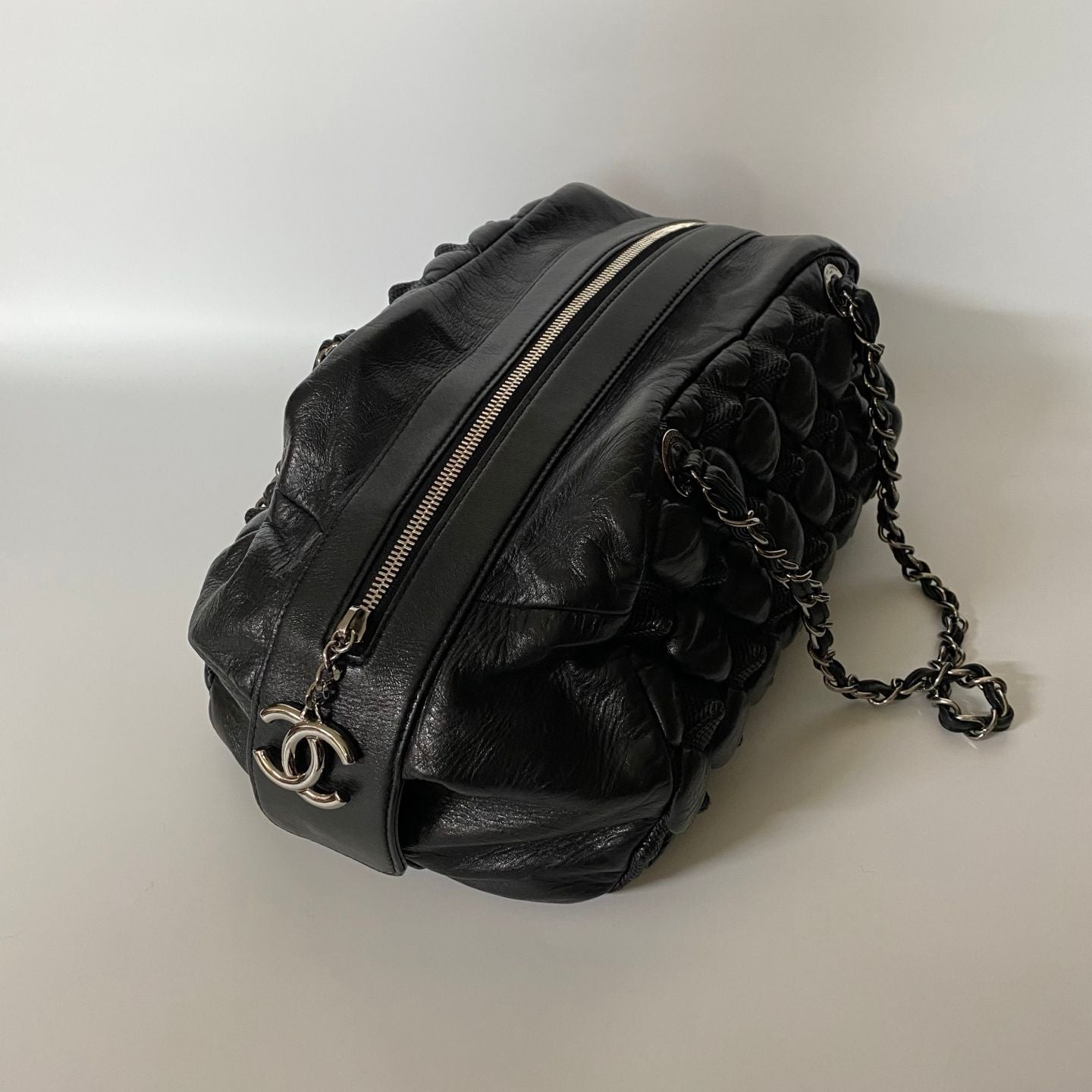 Preloved Chanel Shoulder Bag Leather Ladies Black Type - NG102736