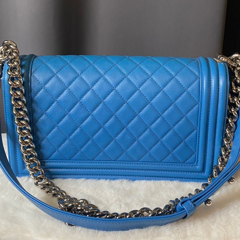 Chanel Boy Bag Blue Quilted Leather Shoulder Bag