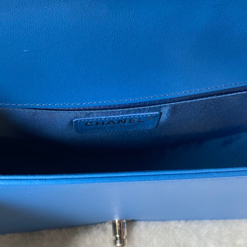 Chanel Boy Bag Blue Quilted Leather Shoulder Bag