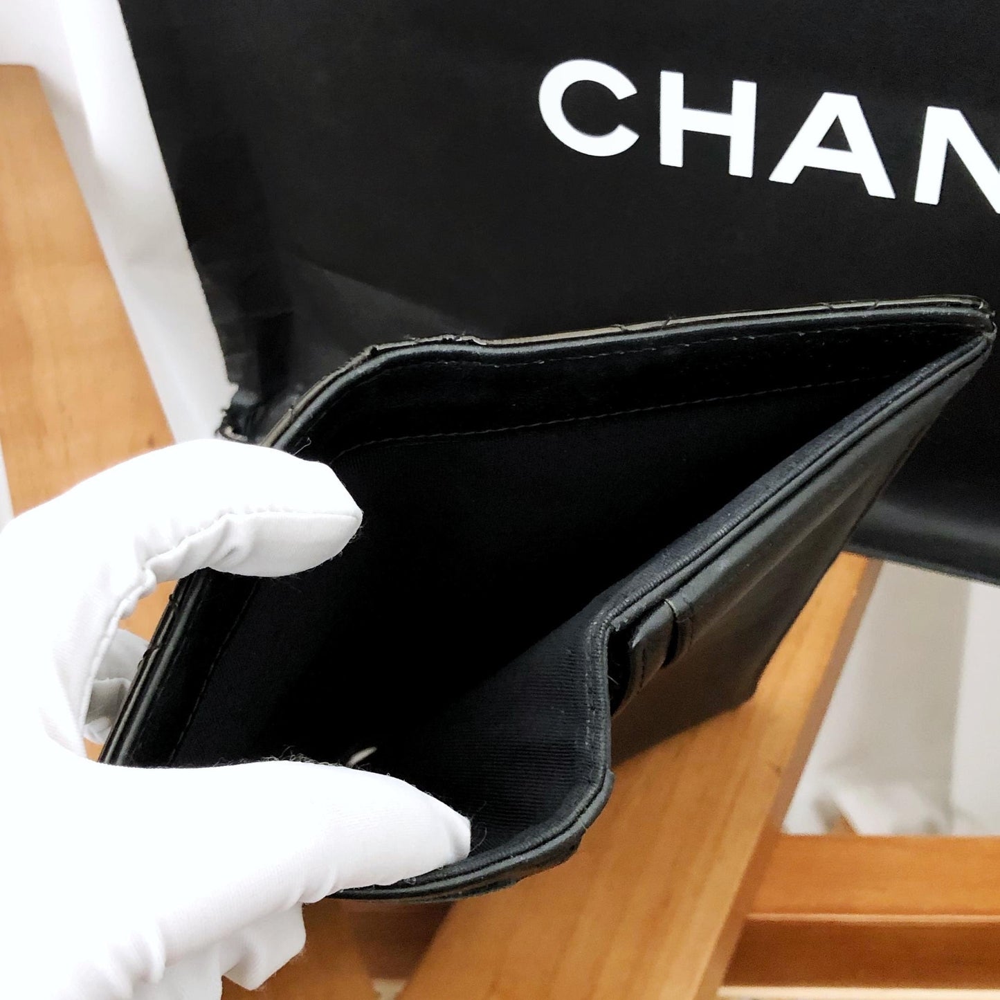 Preloved Chanel Quilted Black Wallet