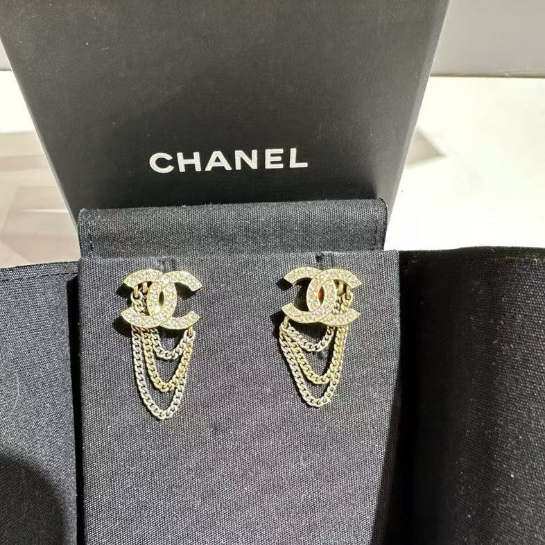 Preloved Chanel CC Logo Gold Earrings