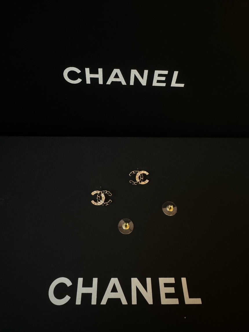 Chanel 21v Classic Chain Leather Black Gold CC Earrings Full Set Almost New