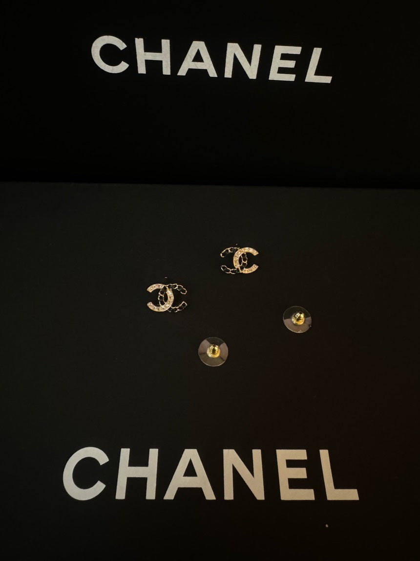 Chanel 21v Classic Chain Leather Black Gold CC Earrings Full Set Almost New