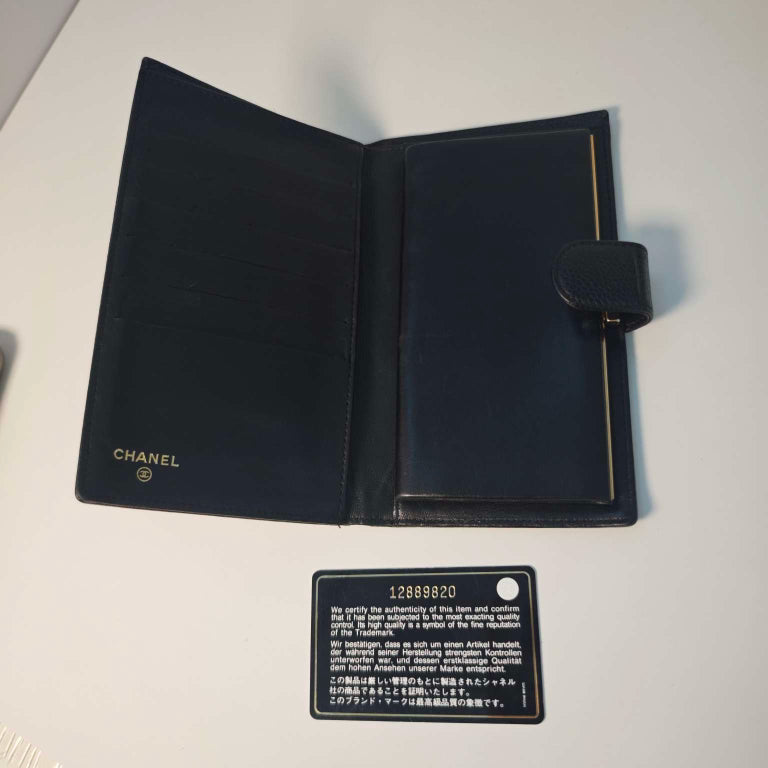 Chanel Black Caviar Leather Wallet Preloved