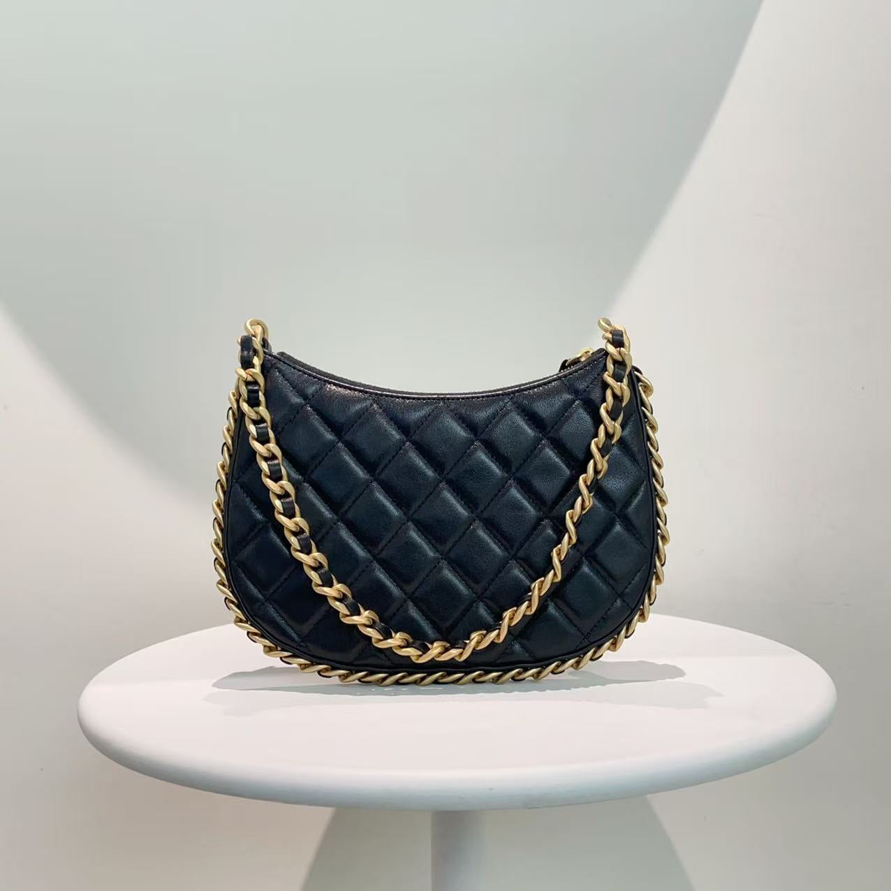 Chanel Black Quilted Leather Hobo Bag - Preloved