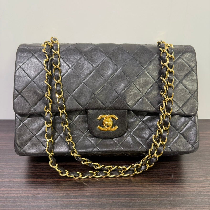 Preloved Chanel Lambskin Double Flap Bag Medium Black Shoulder Handbag LB109477