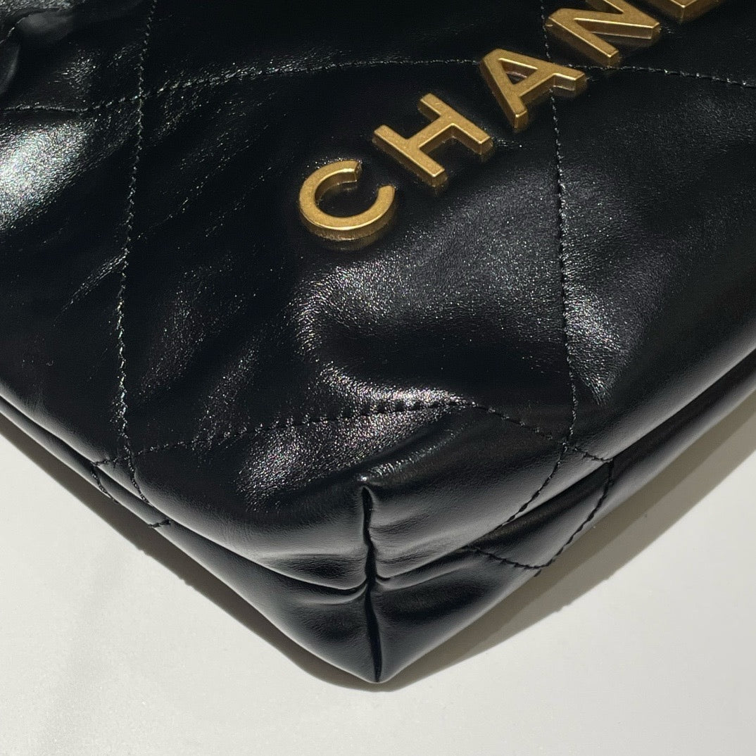 Chanel 22 Mini Bag Black Leather Shoulder Bag Brand New #13682
