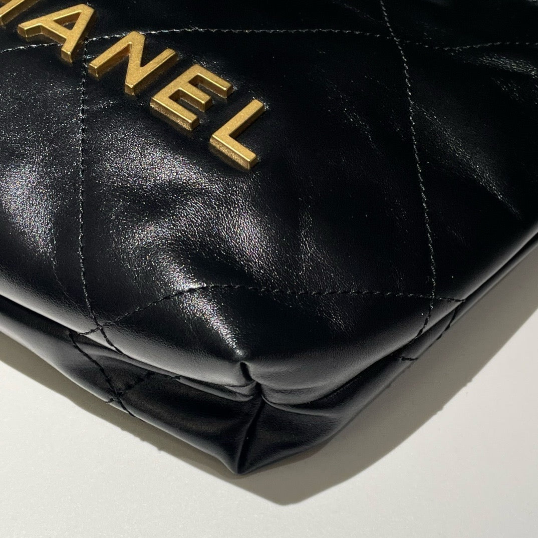 Chanel 22 Mini Bag Black Leather Shoulder Bag Brand New #13682