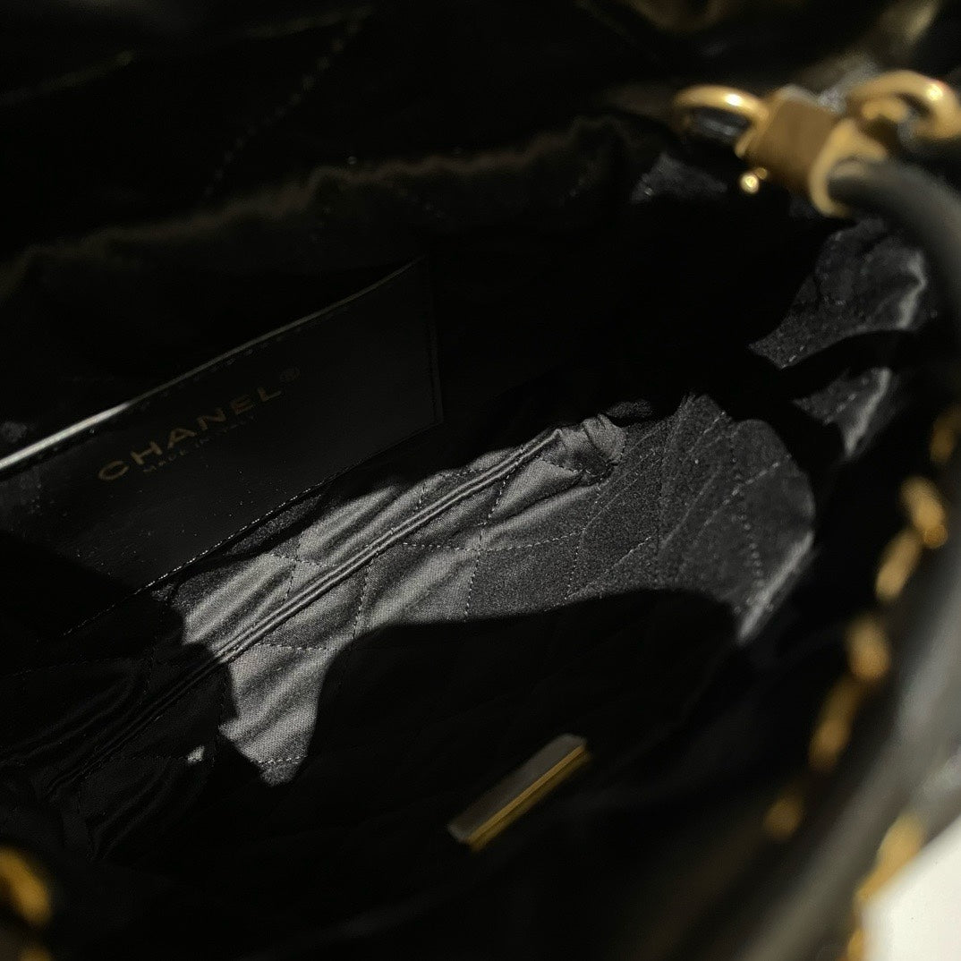 Chanel 22 Mini Bag Black Leather Shoulder Bag Brand New #13682