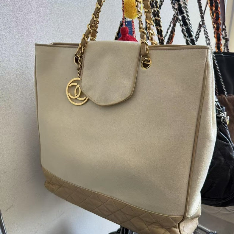Preloved Chanel GST Beige Canvas Gold Hardware Tote Bag
