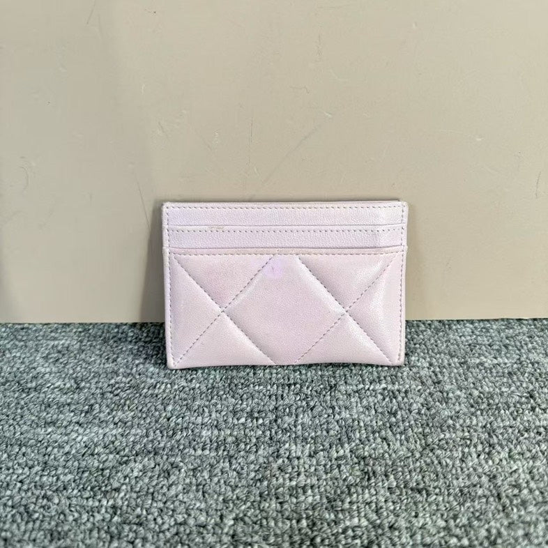Preloved Chanel Quilted Pink Leather Cardholder