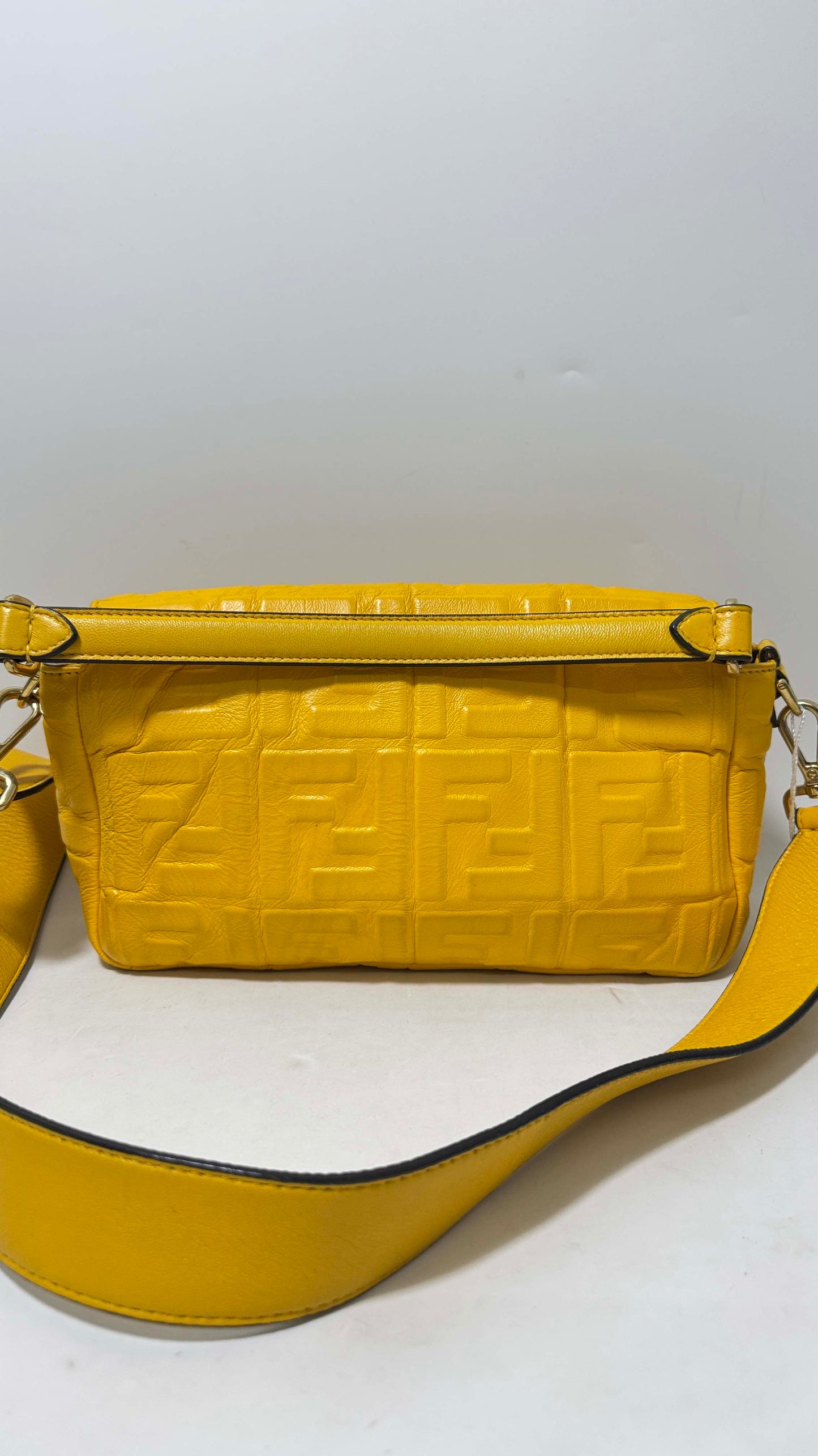 Preloved Fendi Baguette Bag Yellow Leather Shoulder Bag