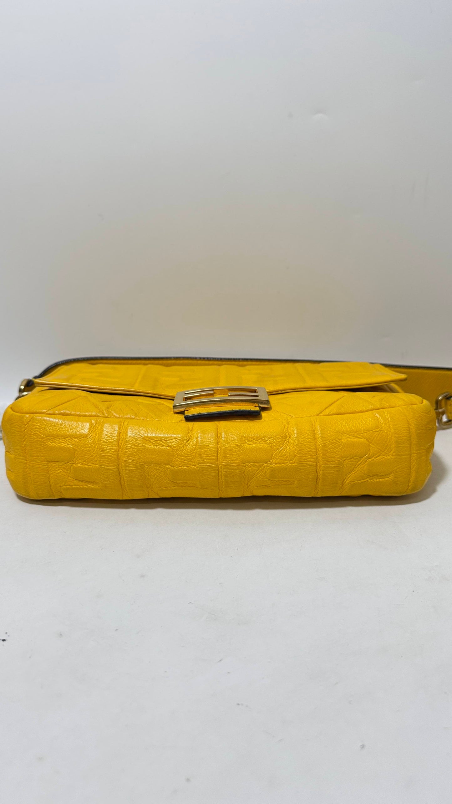 Preloved Fendi Baguette Bag Yellow Leather Shoulder Bag