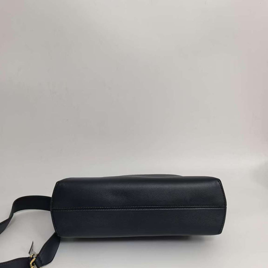 Preloved Fendi Peekaboo Navy Calf Leather Shoulder Bag