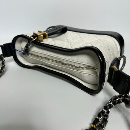 Preloved Chanel White/Black Leather Gabrielle Shoulder Bag - NG102618