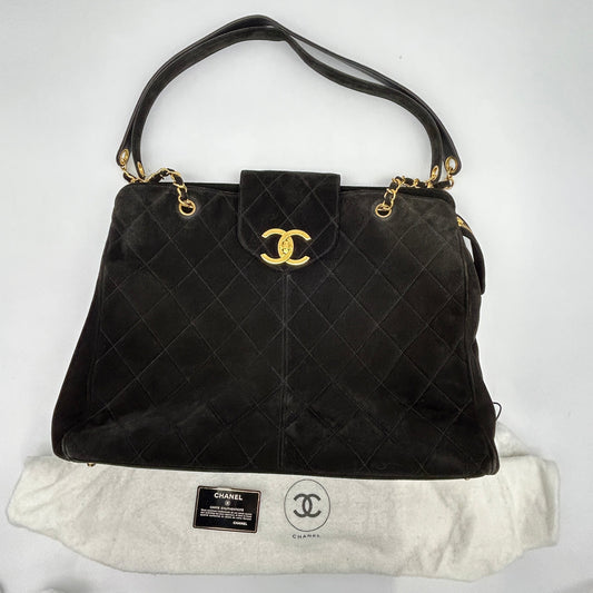 Preloved Chanel Supermodel XL Suede YVEAE424