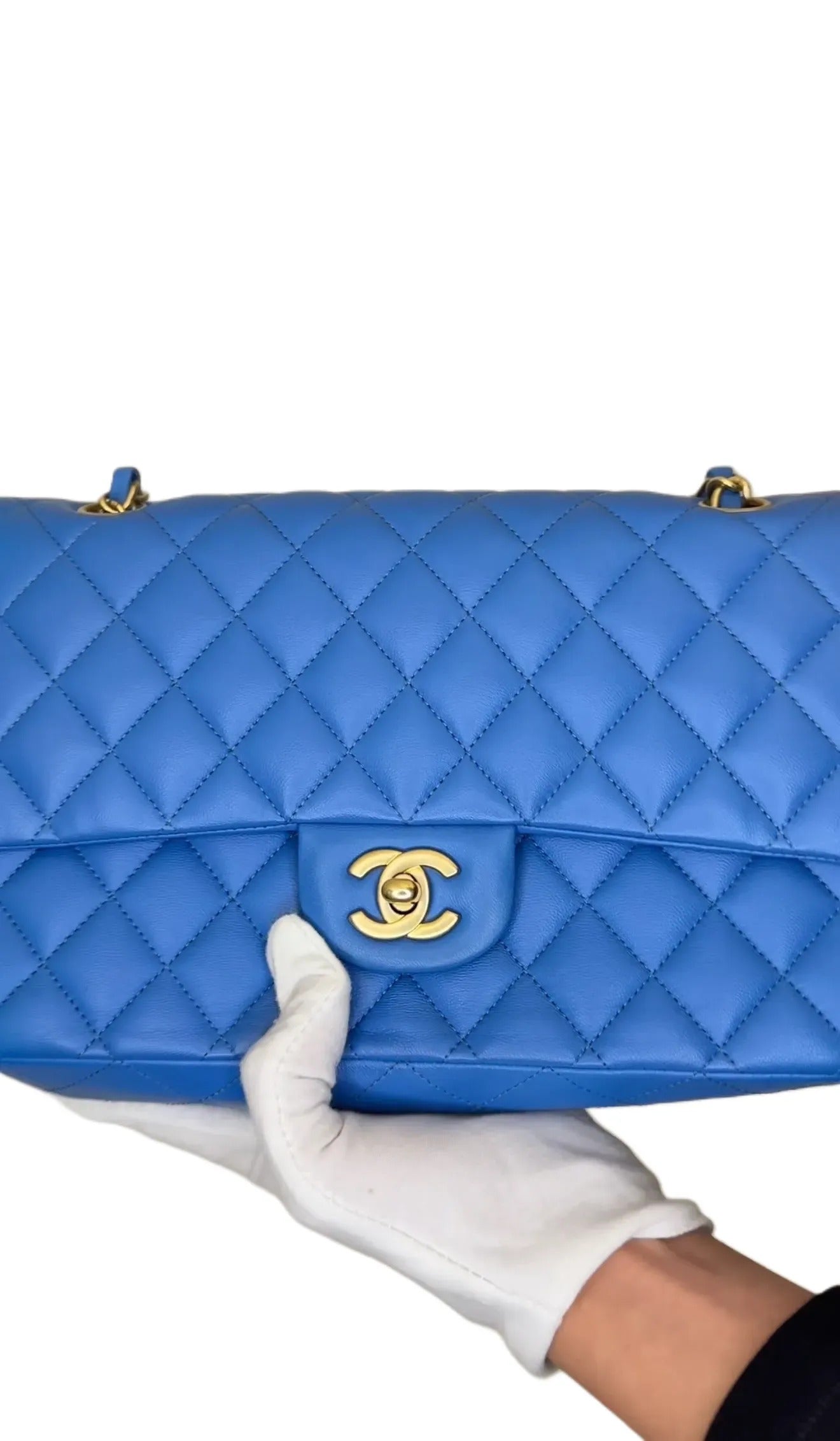 Chanel - Timeless/Classique Handbag - Leather Blue Plain - Women  AS-69