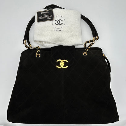 Preloved Chanel Supermodel XL Suede YVEAE424