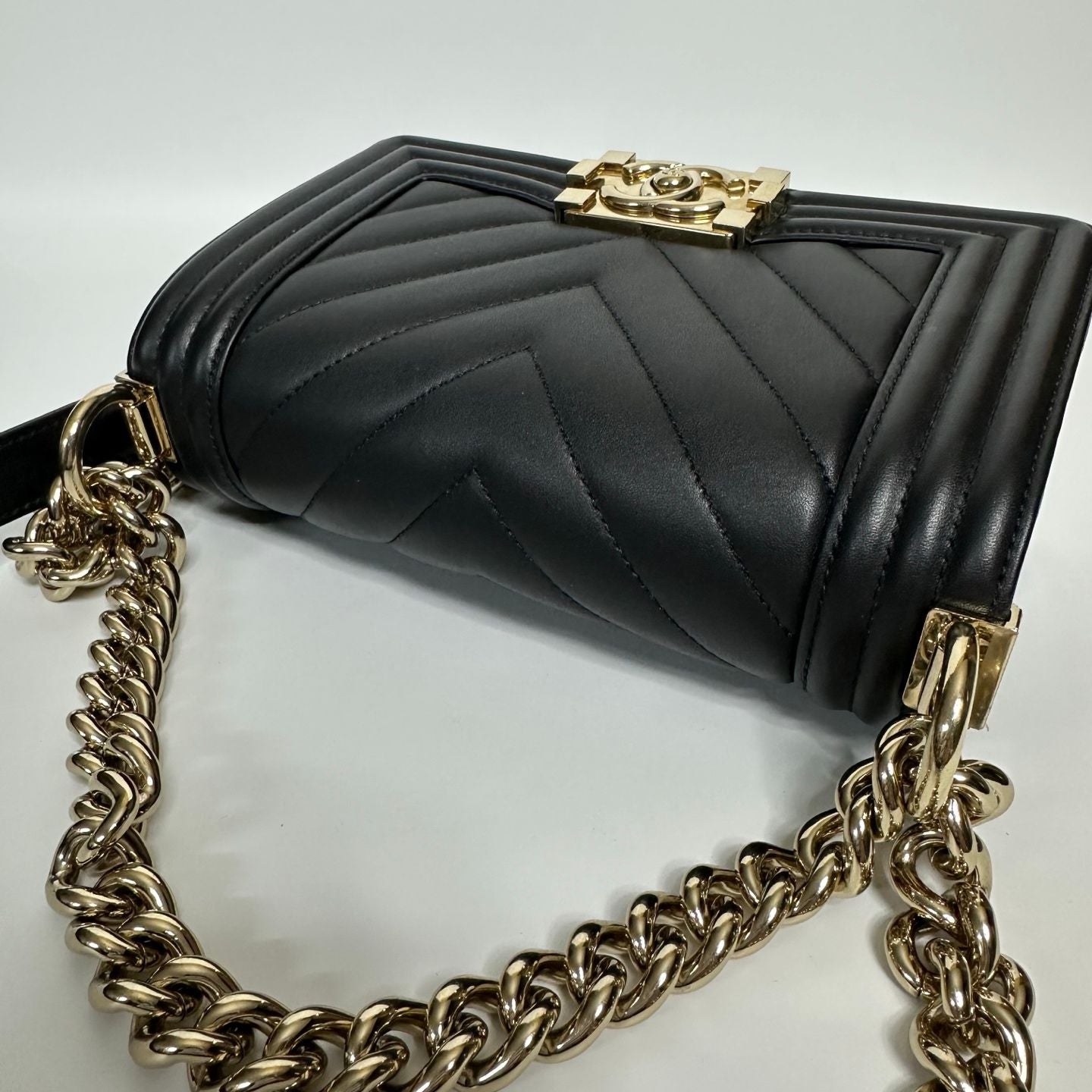 Preloved Chanel Leboy bag Black color - NG102621