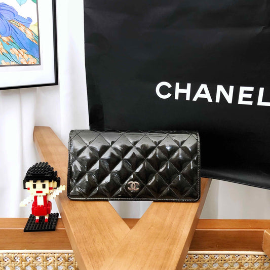 Preloved Chanel Quilted Black Wallet