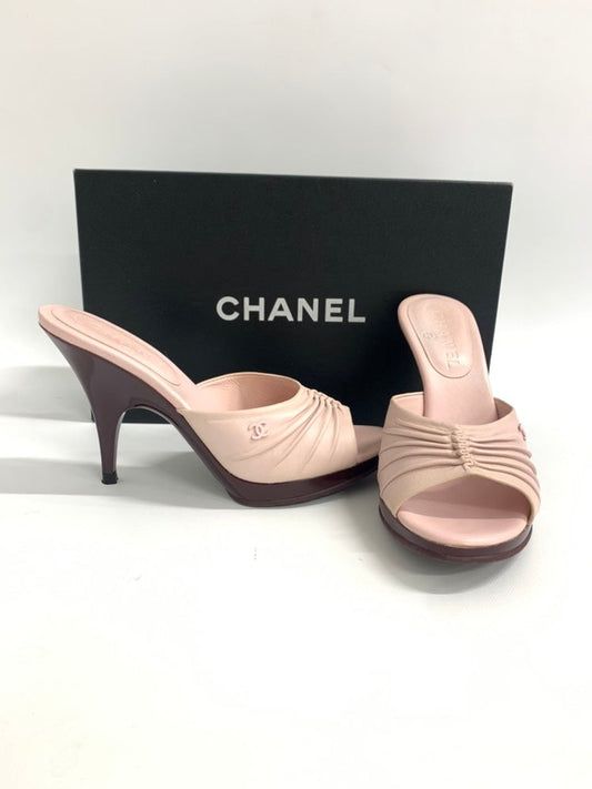 CHANEL Beige Strappy Sandals