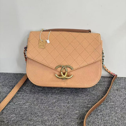 Preloved Chanel Quilted Shoulder Bag Beige Leather Medium SJZ2-11