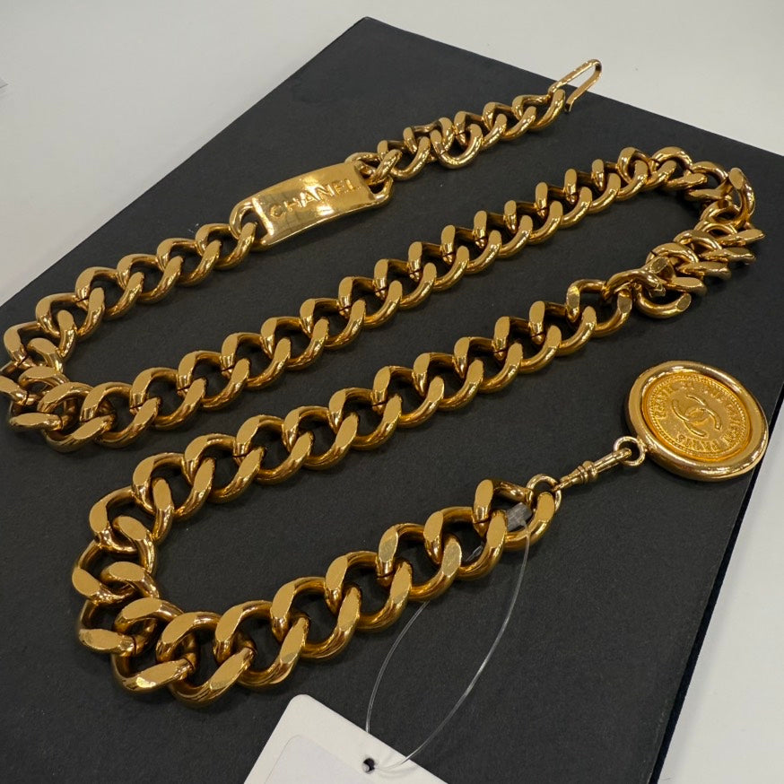 Vintage Chanel FM6086 Gold Chain Belt 31.5”