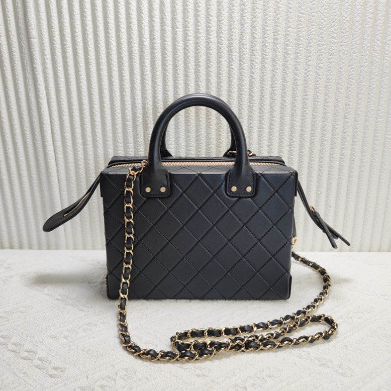 Preloved Chanel Quilted Black Leather Top Handle Bag 12255627