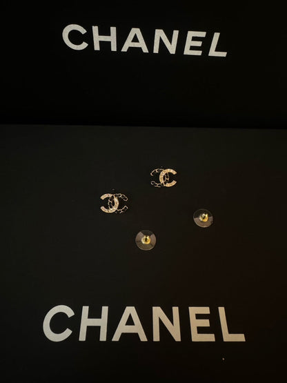Chanel 21v Classic Chain Leather Black Gold CC Earrings Full Set Almost New