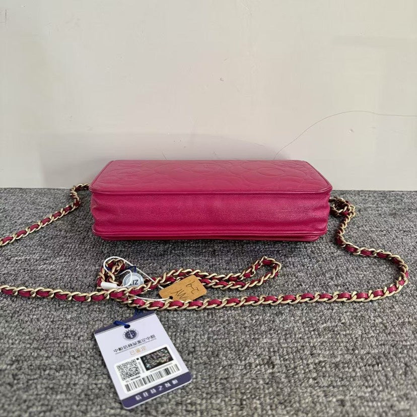 Preloved Chanel Wallet On Chain WOC MY2-9 Pink Leather Crossbody Bag